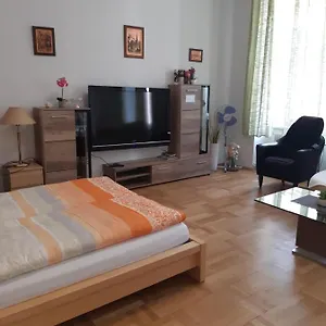 Apartment Schloessel 26/16, Wien